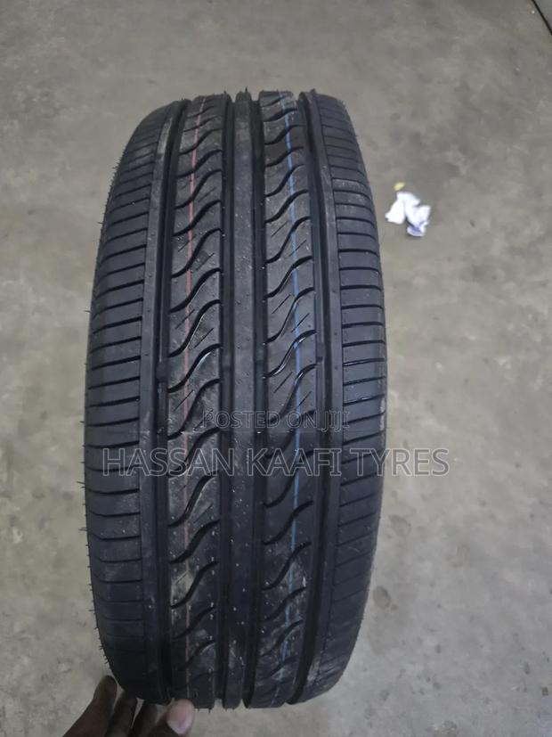 205/55r16 Doupleking Tyre - thumbnail 2