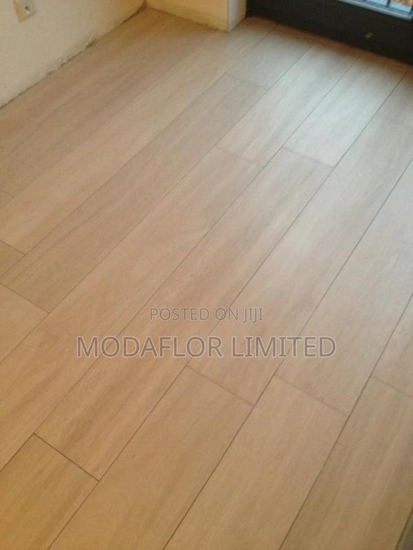 Laminate Floor Boards – Fast Fix for Floor Flair!