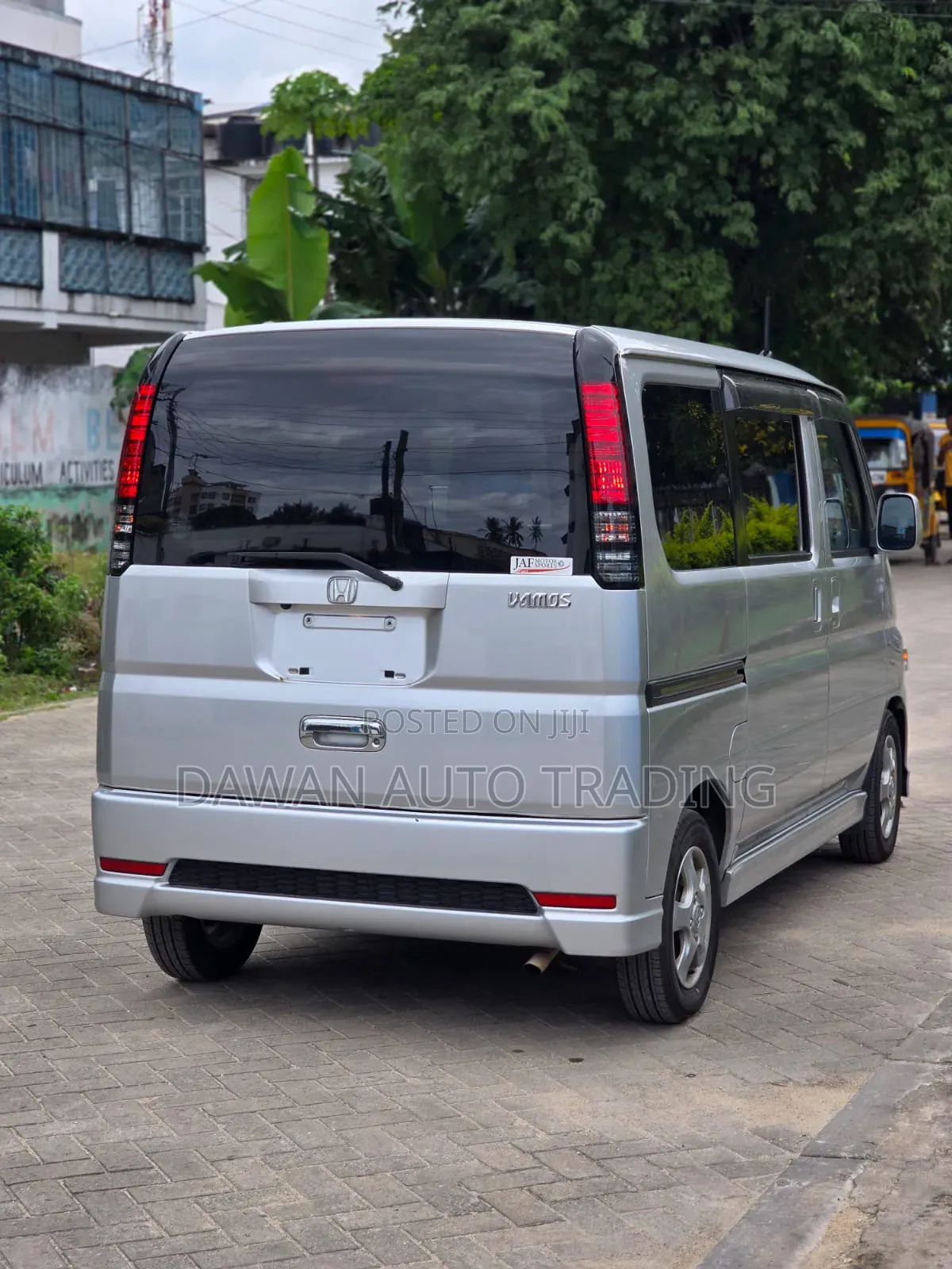 Honda Vamos 2018 Silver