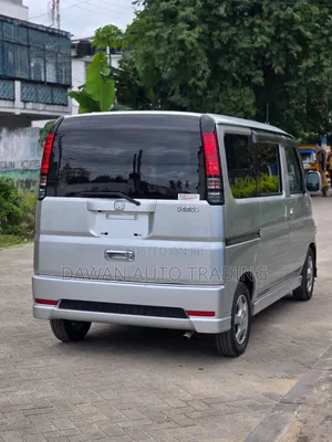 Honda Vamos 2018 Silver