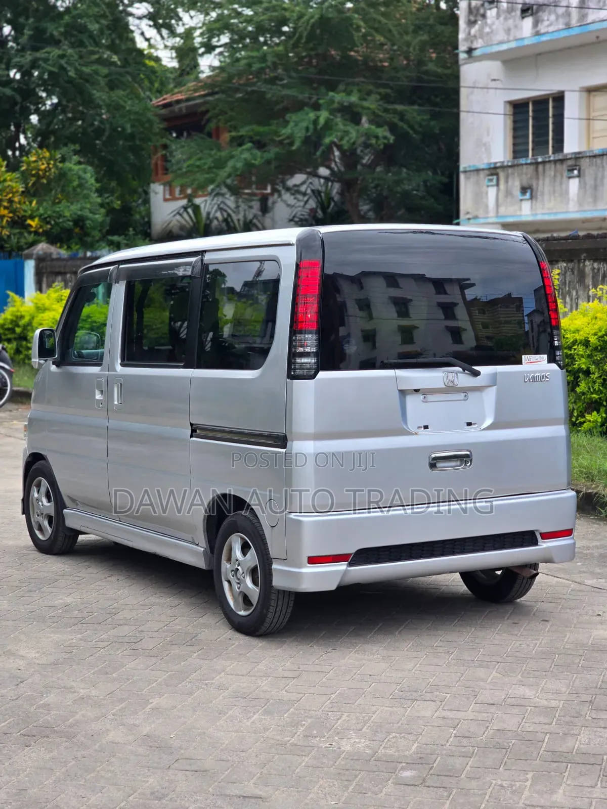 Honda Vamos 2018 Silver