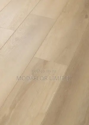Laminate Flooring – Floor Goals Achieved!