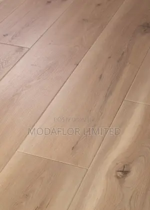 Laminate Floor Boards – Tough Enough for Busy Lives!
