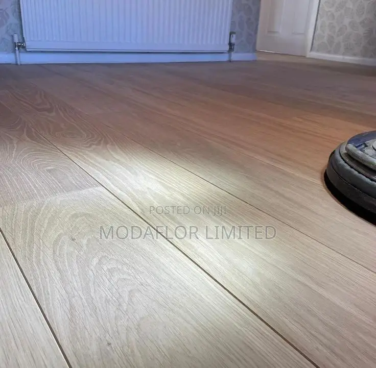 Laminate Flooring – Style That Covers Every Step!