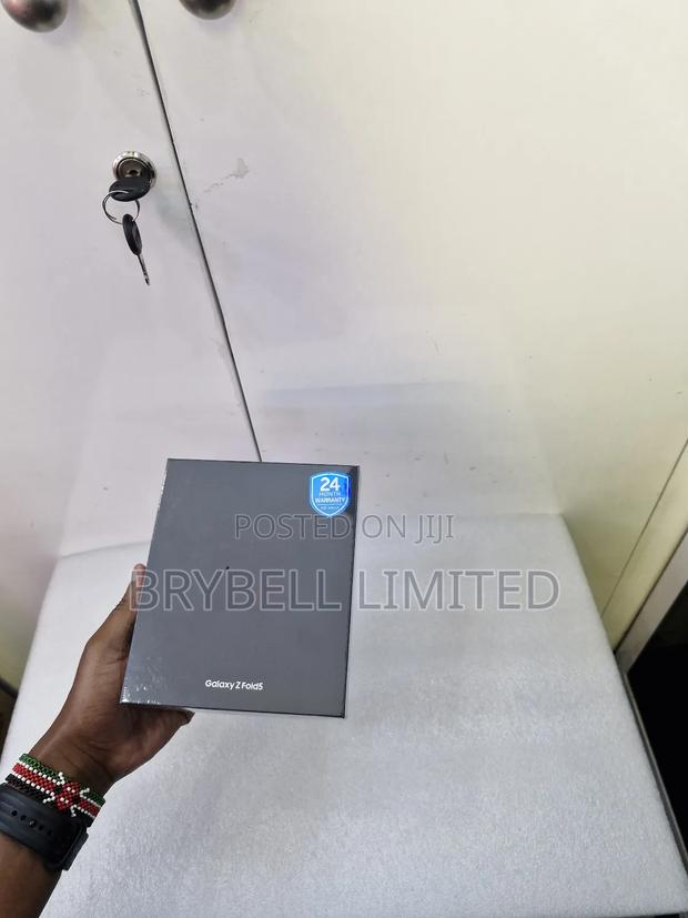 New Samsung Galaxy Z Fold 5 512 GB Black - main view