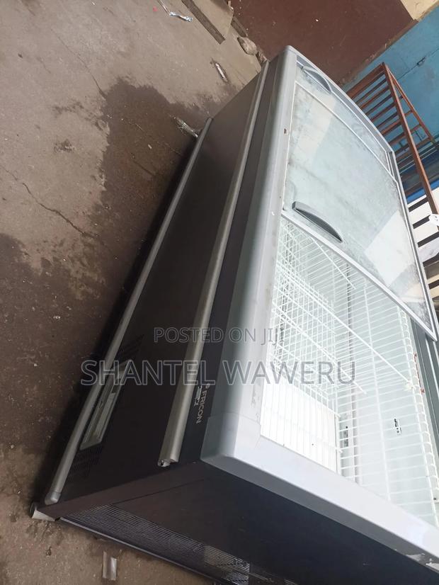 1000litres Display Freezer/ Saving Energy - thumbnail 2