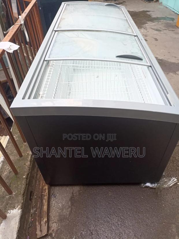 1000litres Display Freezer/ Saving Energy - thumbnail 3