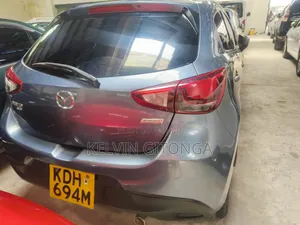 Mazda Demio 2016 Blue