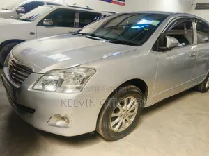Toyota Premio 2015 Silver