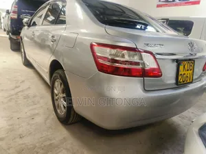Toyota Premio 2015 Silver