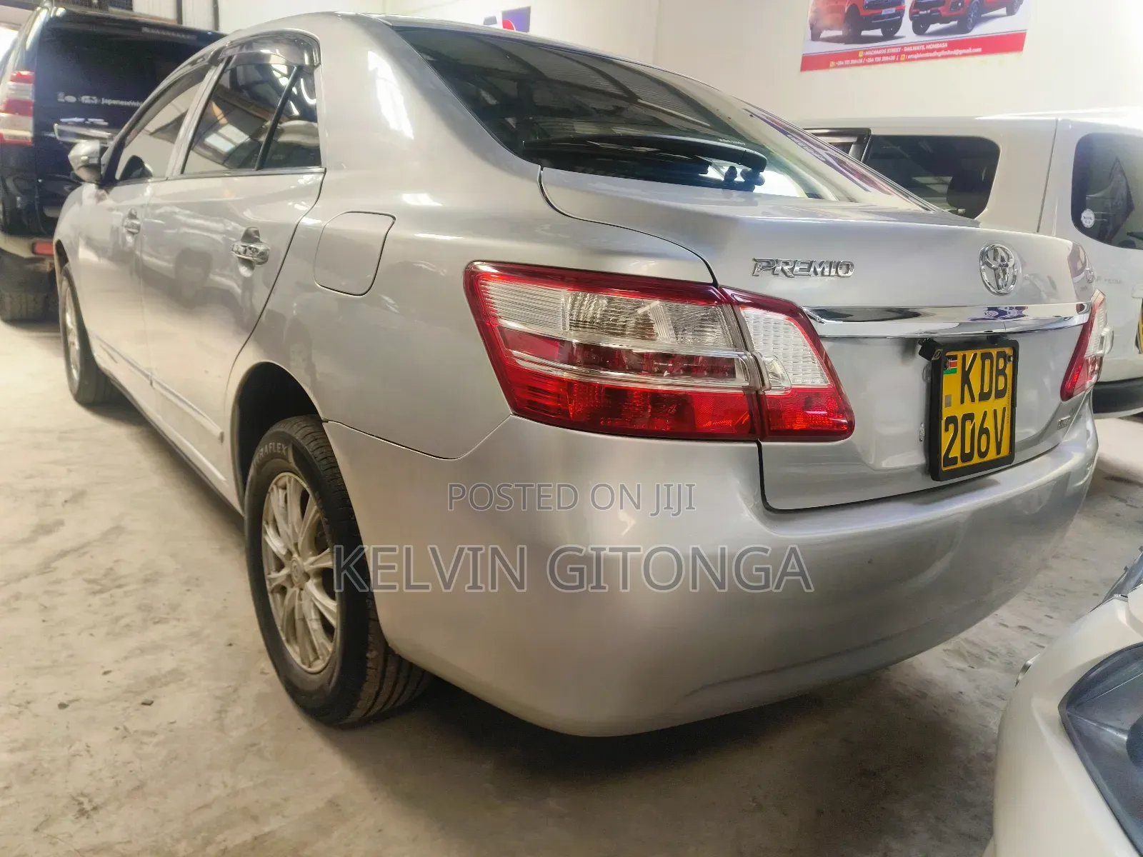 Toyota Premio 2015 Silver