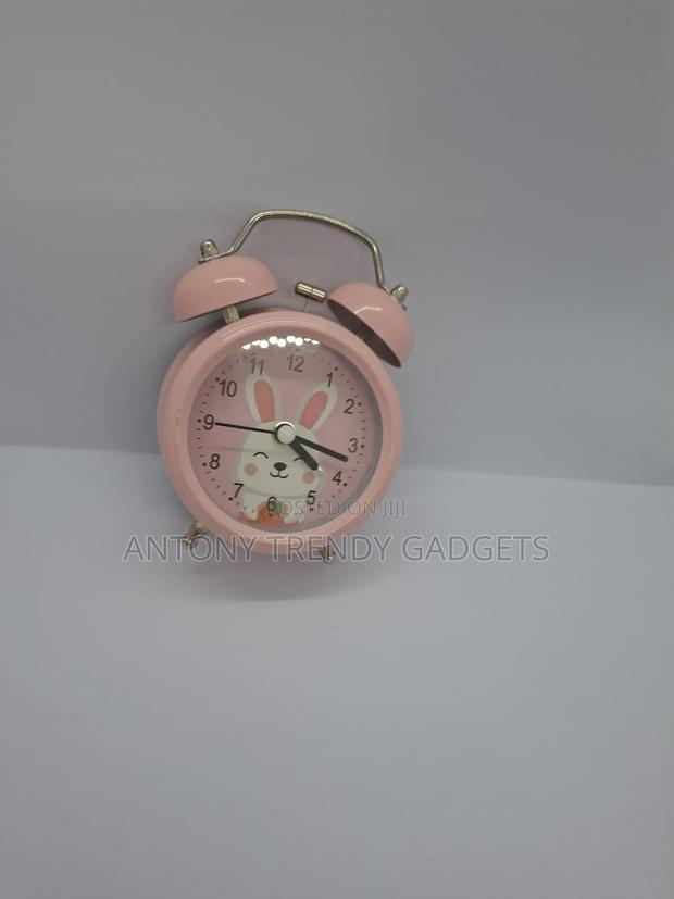 Vintage Metal Alarm Clock – Battery Powered