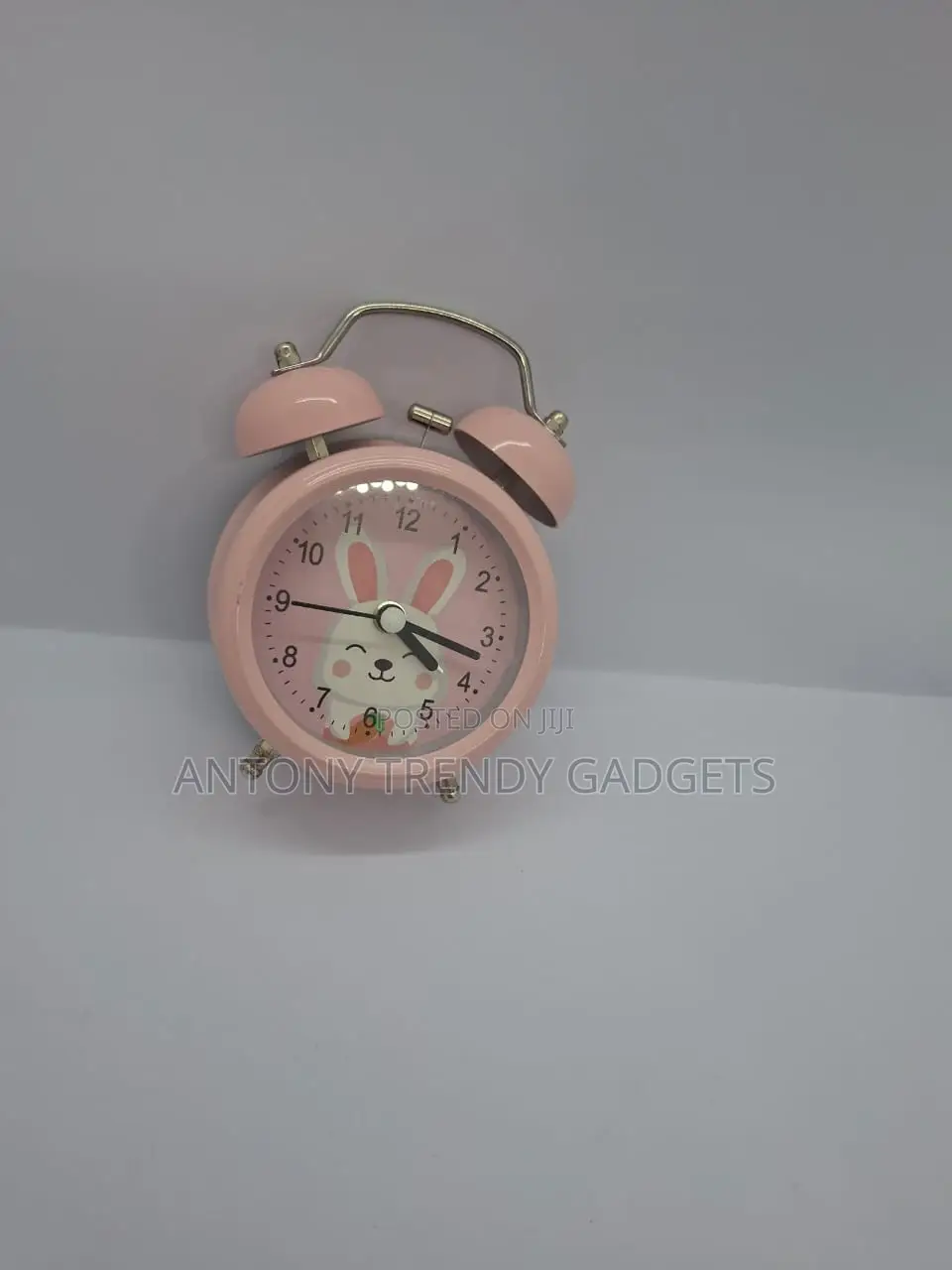 Desk Alarm Clock – Analog Style For Bedroom Or Office