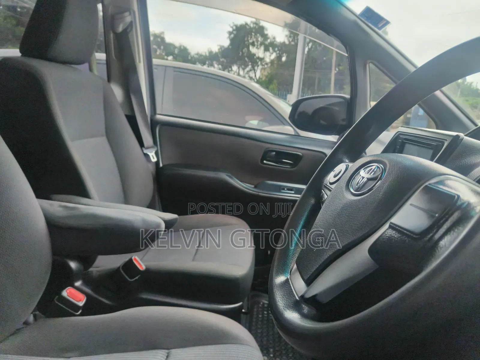 Toyota Voxy 2015 Black