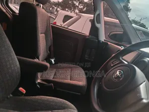Toyota Spade 2016 Silver