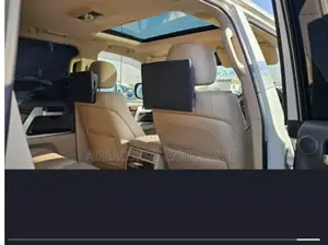 Toyota Land Cruiser 4.6 V8 ZX 2018 Pearl