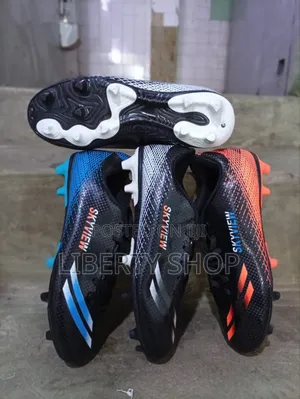 Durable Soccer Boots/ Football Shoes