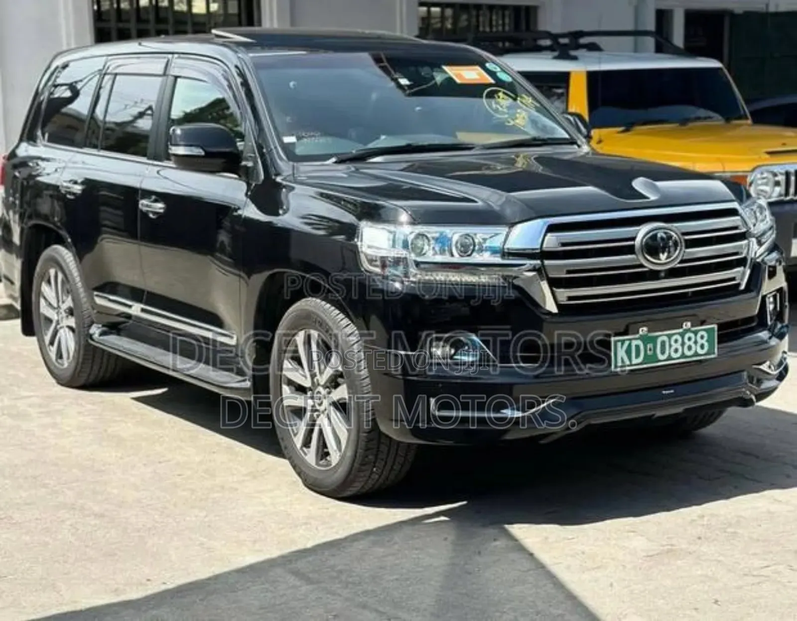 Toyota Land Cruiser 4.6 V8 ZX 2018 Black