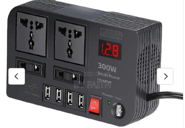 300w Car Inverter With 4 Usb Charging Ports and 4 Charging