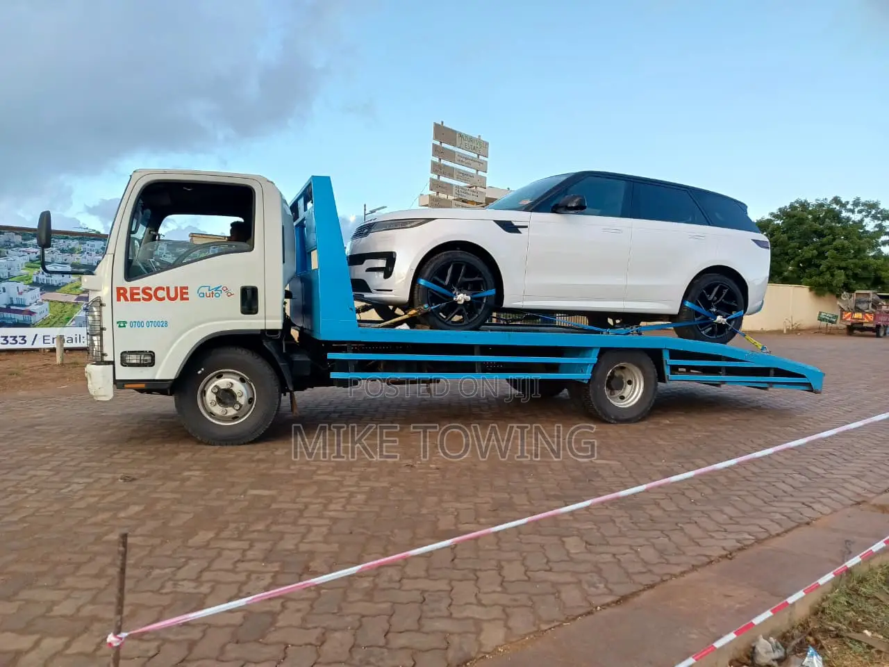 Motor Vehicle Breakdown Flatbed/Towing Truck In Nairobi