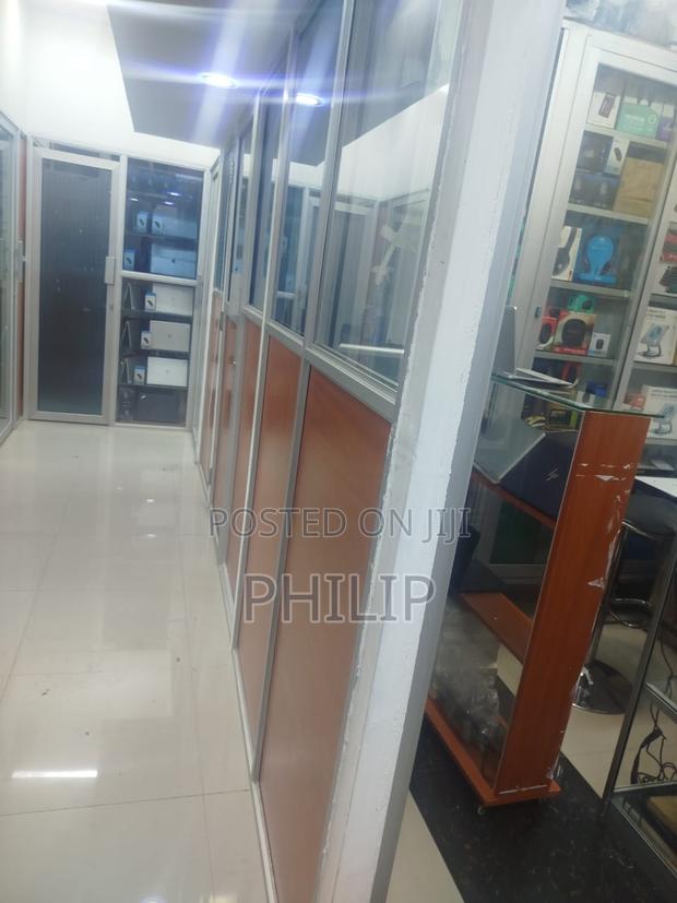 Shops/Offices to Let - thumbnail 4