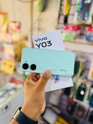 New Vivo Y03 128 GB Green - main view