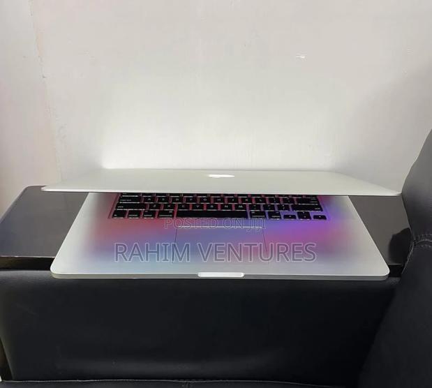 Laptop Apple MacBook Pro 2015 16GB Intel Core i7 SSD 256GB - thumbnail 4