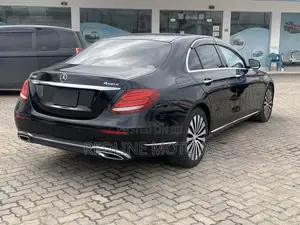 Mercedes-Benz E400 2018 Matt Black