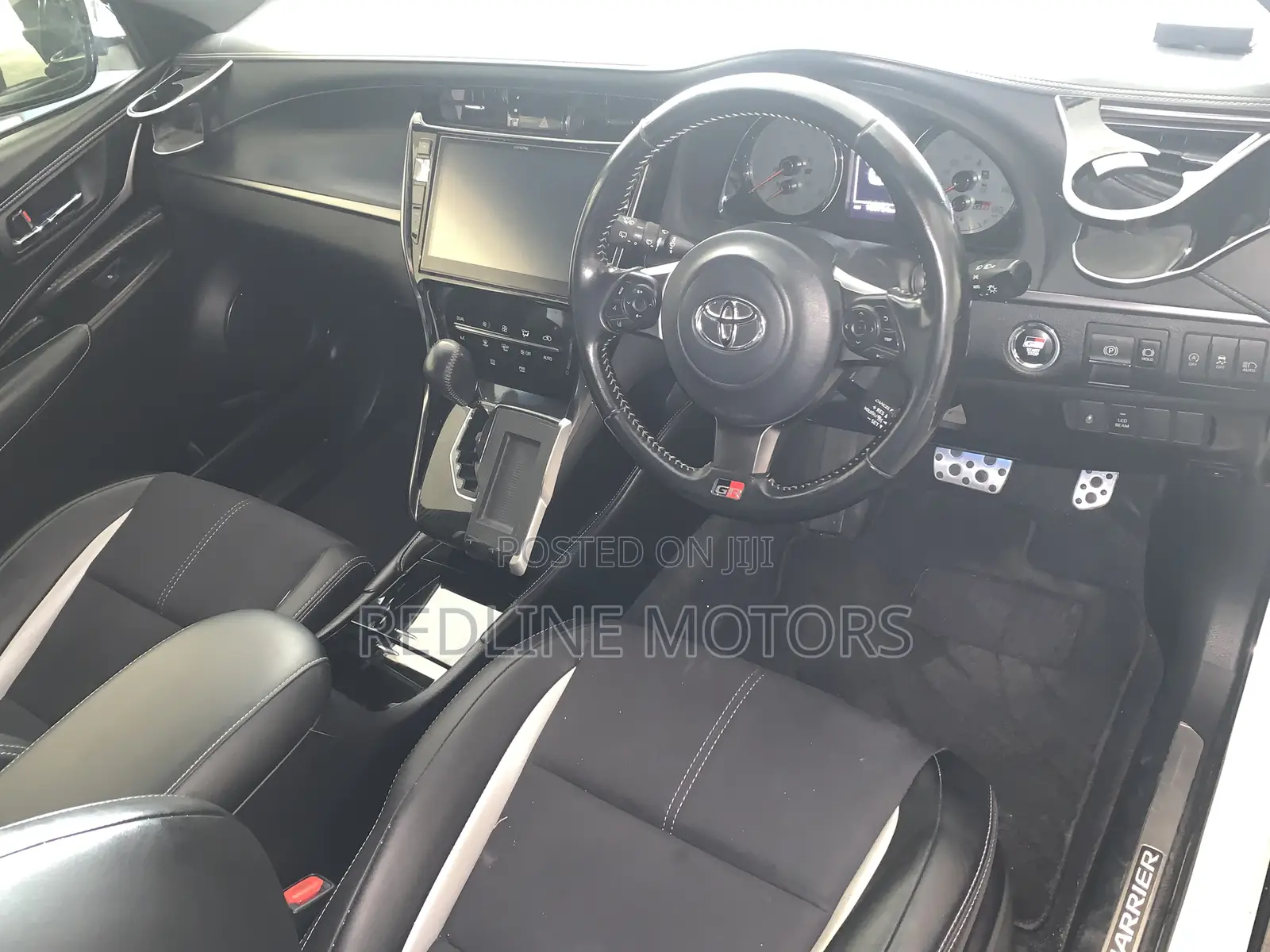 Toyota Harrier 2.0 Turbo 4WD 2018 Pearl