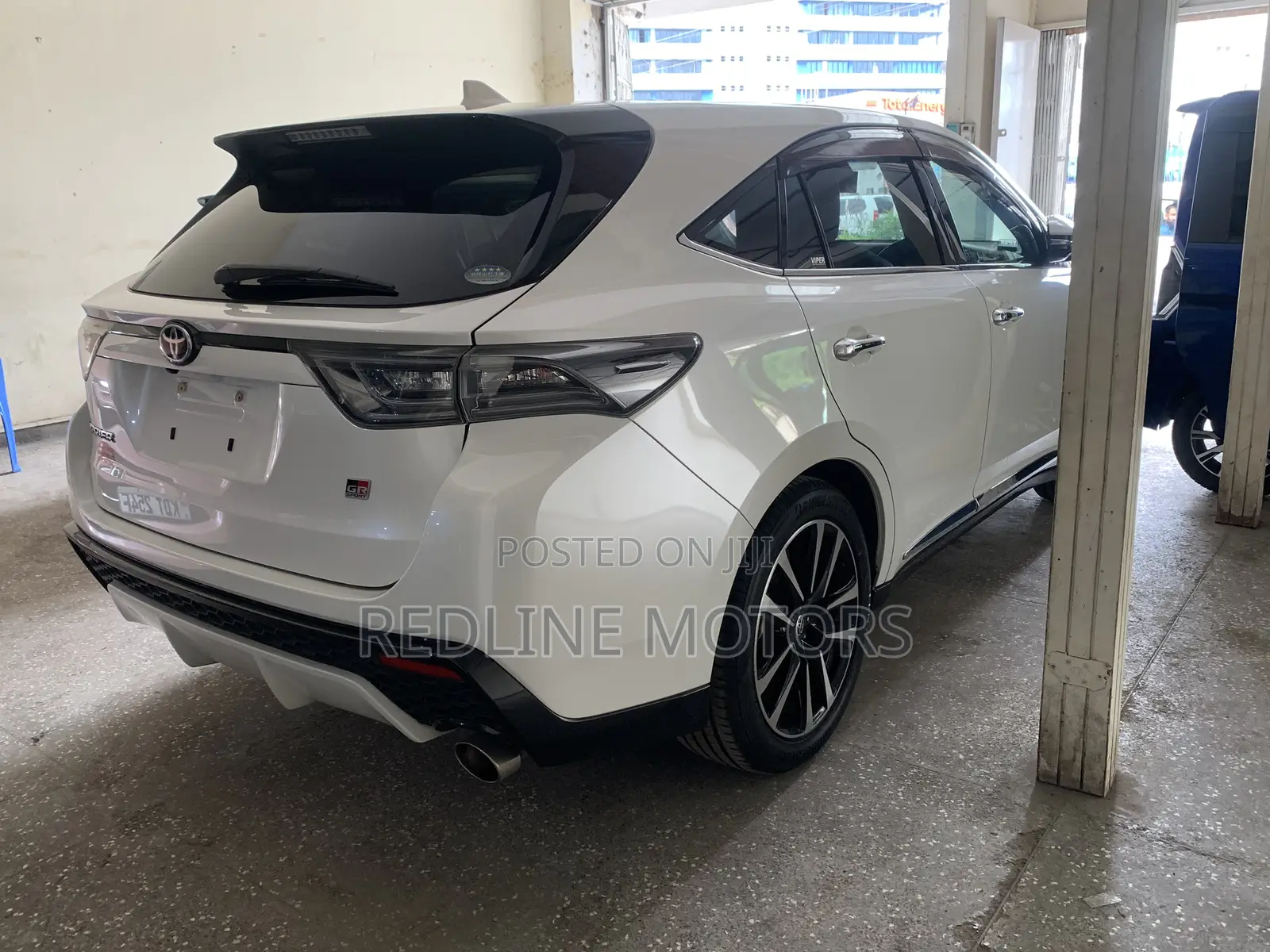 Toyota Harrier 2.0 Turbo 4WD 2018 Pearl