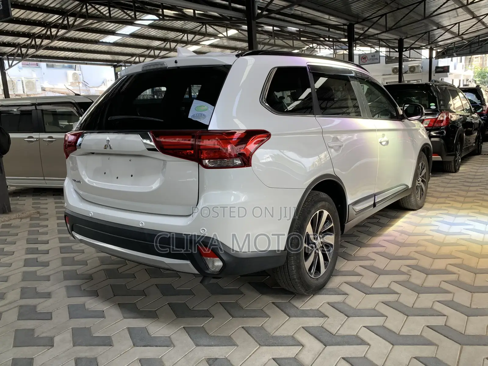 Mitsubishi Outlander SE AWC 2018 Pearl