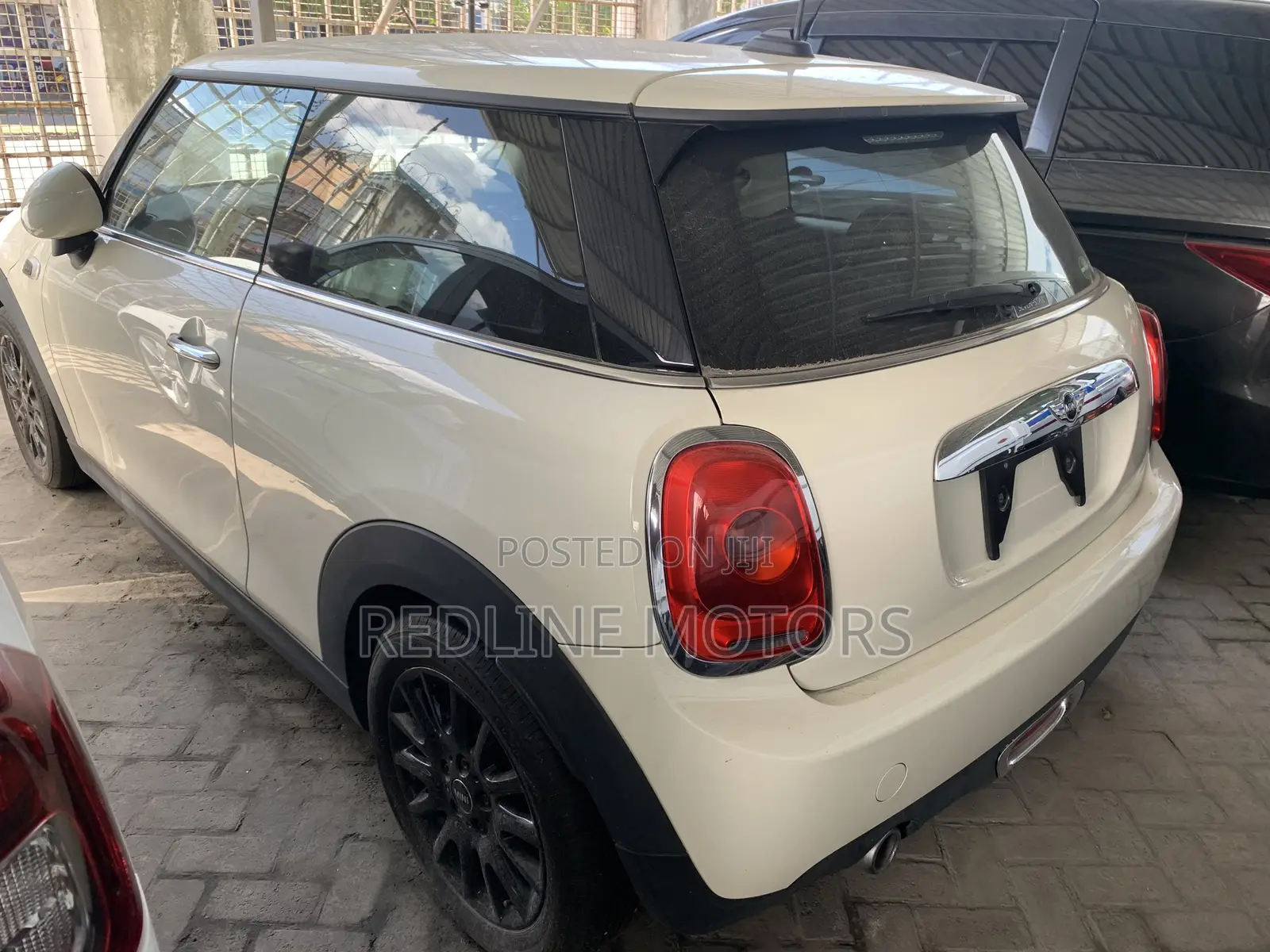 Mini Cooper 2018 Off white
