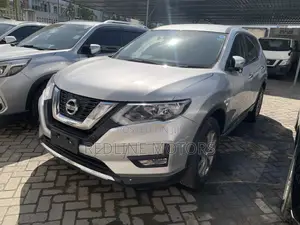 Nissan X-Trail 2.0 Petrol FWD 2018 Silver