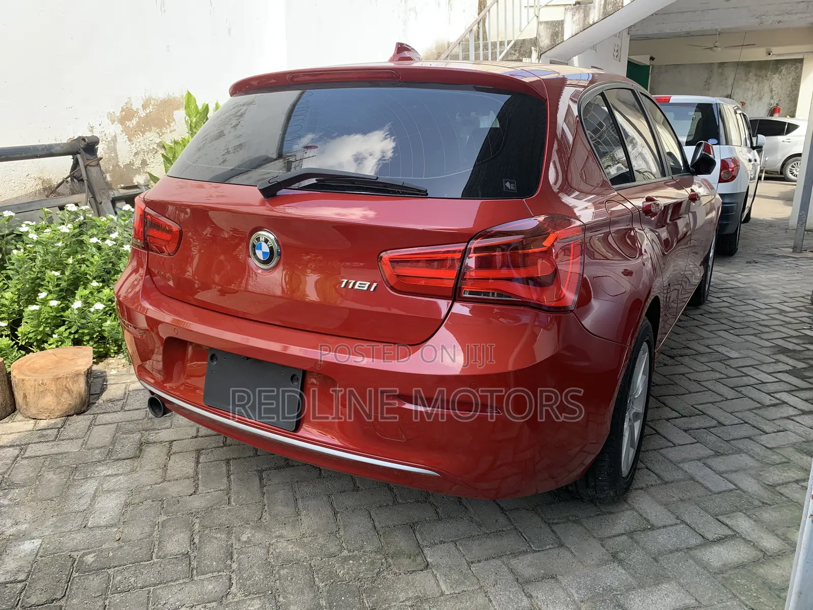 BMW 118i 2018 Red