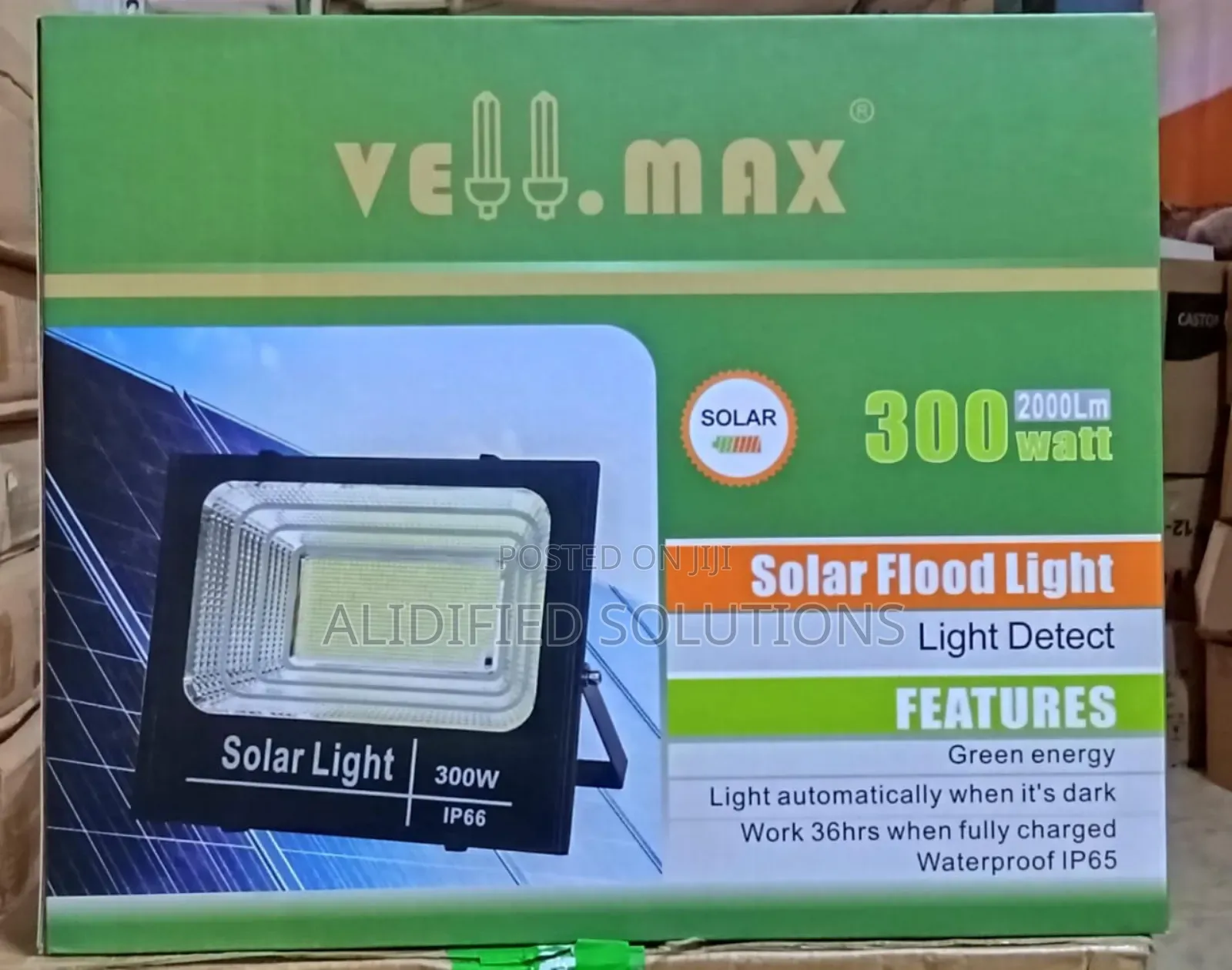 Solar Floodlight<> 300w Velmax Floodlight