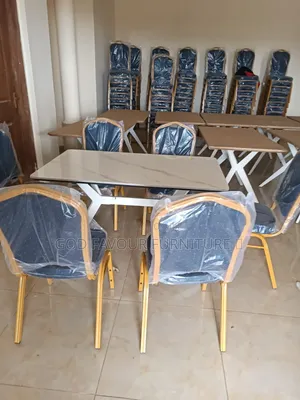 Generic Stackable Dining Table/Hotel Table With 6 Chairs Jd4