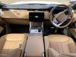 Land Rover Range Rover Vogue 2024 White