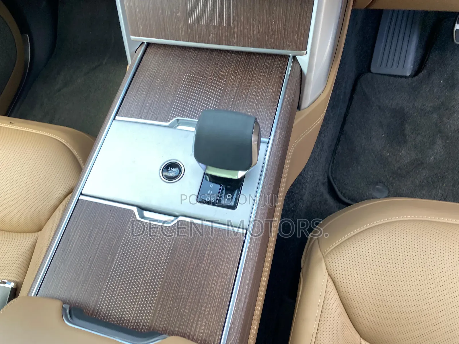 Land Rover Range Rover Vogue 2024 White