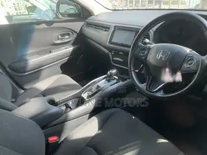 Honda Vezel 1.5 Hybrid 4WD 2018 Black