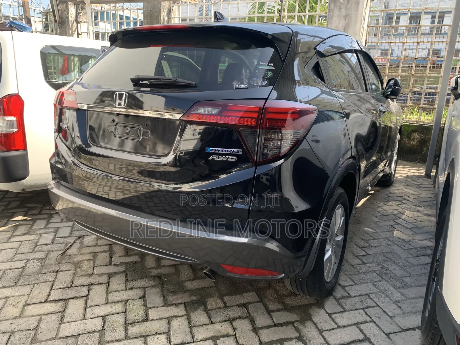 Honda Vezel 1.5 Hybrid 4WD 2018 Black