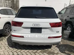 Audi Q7 2.0T Premium AWD quattro 2018 White