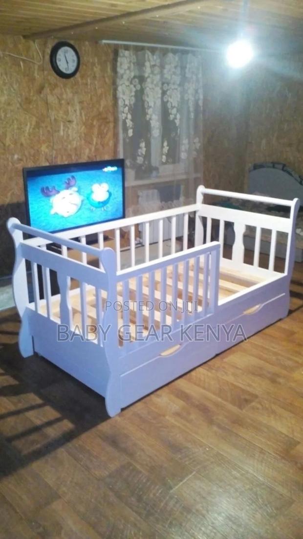 White Baby Bed - main view