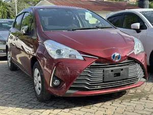Toyota Vitz 2019 Red