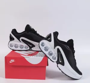 Nike Max Dn Size 40 to 45 Black White