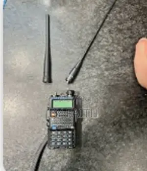 Uv5r Transceiver 5w VHF Uhf Portable Uv 5r (1pcs)