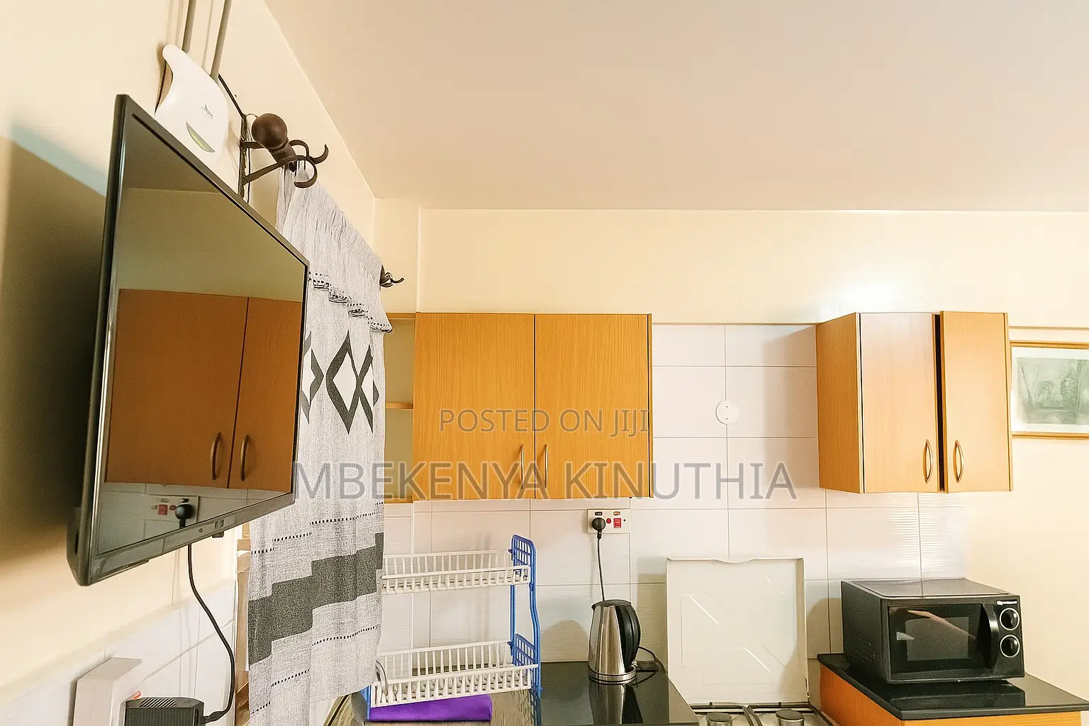 Central Nairobi CBD Studio | Fast Wi-Fi Netflix