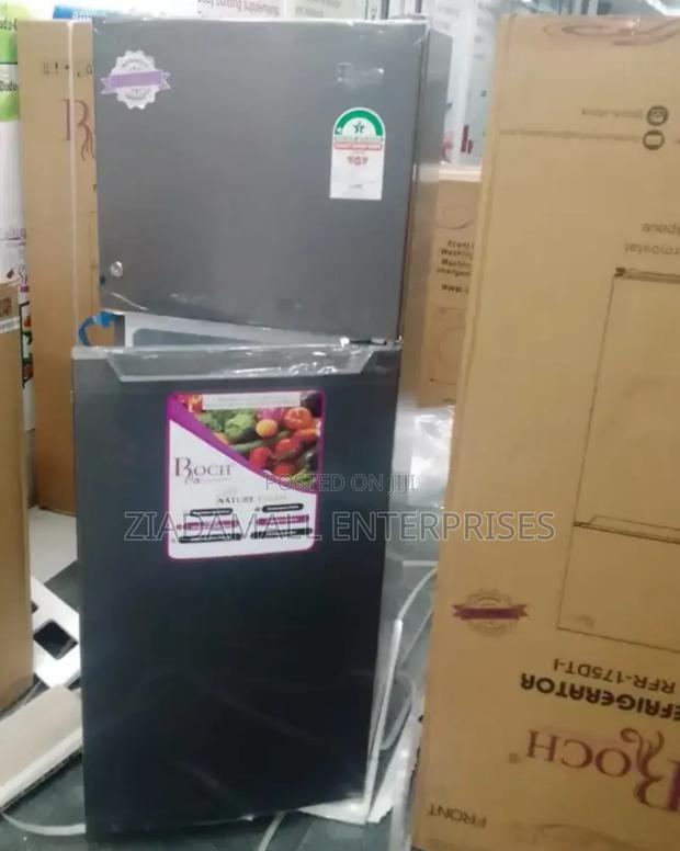 Roch 150dt 118l Fridge – Perfect Cooling for Small Spaces