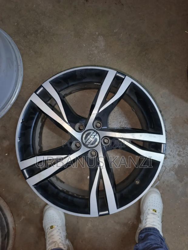 Size 19 Inch Volvo Sport Rims