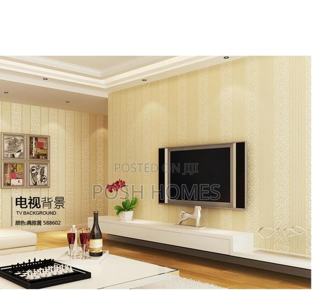 Cream Floral Quality Wallpapers - main view