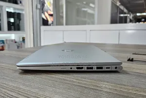 Laptop HP ProBook 445 G9 8GB AMD Ryzen 5 SSD 512GB